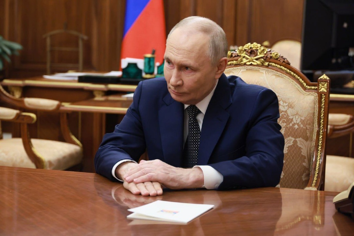 Россияне больше не будут защищены: ФСБ получит доступ к мобильной связи