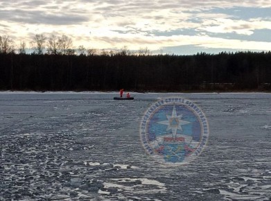 На озере Комсомольское мужчина погиб, провалившись под лед