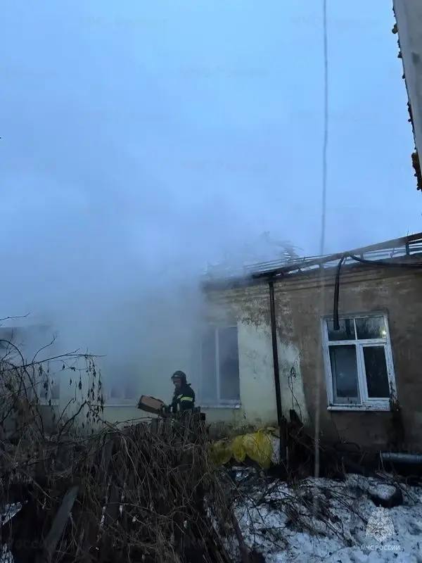 За прошедшие сутки подразделения территориального пожарно-спасательного гарнизона Ленинградской области реагировали на 50 оперативных событий: За прошедшие сутки подразделения территориального пожарно-спасательного гарнизона Ленинградской области реагировали на 50 оперативных событий: