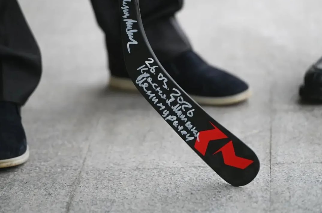 Александр Дрозденко: На ледовую арену во Всеволожске заезжает «Красная машина» Александр Дрозденко: На ледовую арену во Всеволожске заезжает «Красная машина»