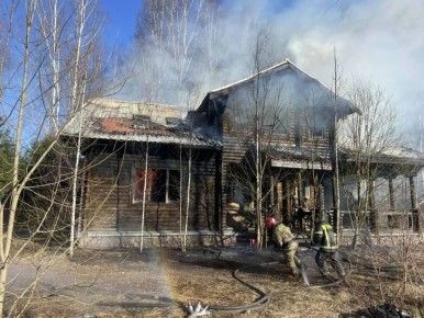 За прошедшие сутки подразделения территориального пожарно-спасательного гарнизона Ленинградской области реагировали на 32 оперативных событий: