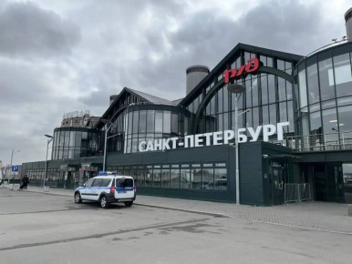 Сотрудниками транспортной полиции на Ладожском вокзале выявлен гражданин, находящийся в федеральном розыске