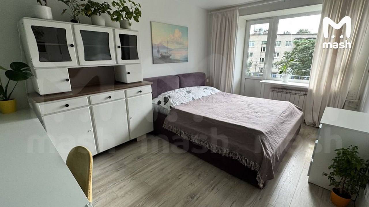 Настя Ивлеева и её муж распродают недвижимость — блогерша уже избавилась от родительской двушки, Филипп Бегак — снизил цену на свой двухэтажный дом на 4 миллиона Настя Ивлеева и её муж распродают недвижимость — блогерша уже избавилась от родительской двушки, Филипп Бегак — снизил цену на свой двухэтажный дом на 4 миллиона