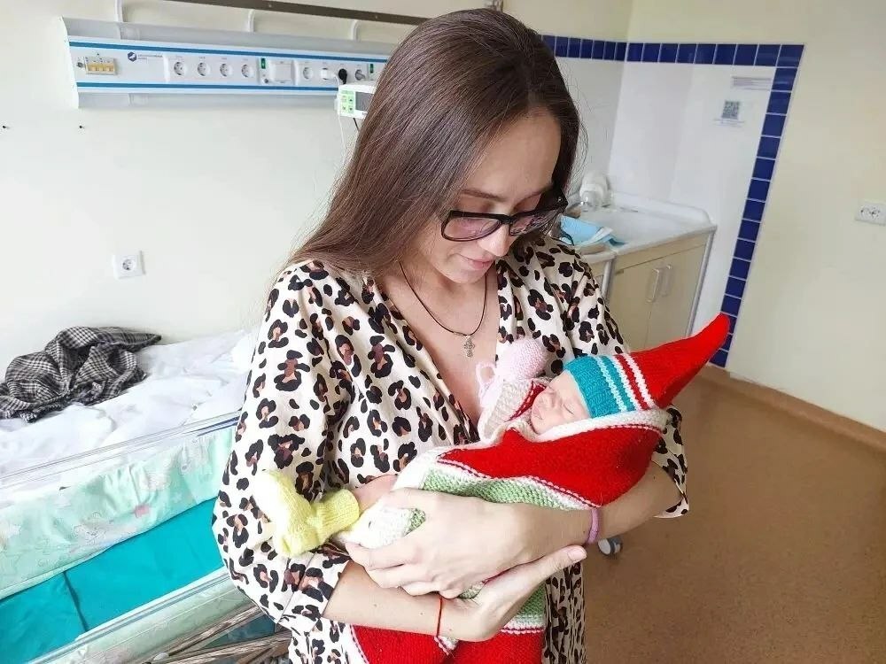 В Ленинградском перинатальном центре спасли девочку весом 1840 граммов В Ленинградском перинатальном центре спасли девочку весом 1840 граммов