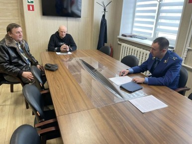 Всеволожский городской прокурор провел выездной прием жителей Лесколовского сельского поселения