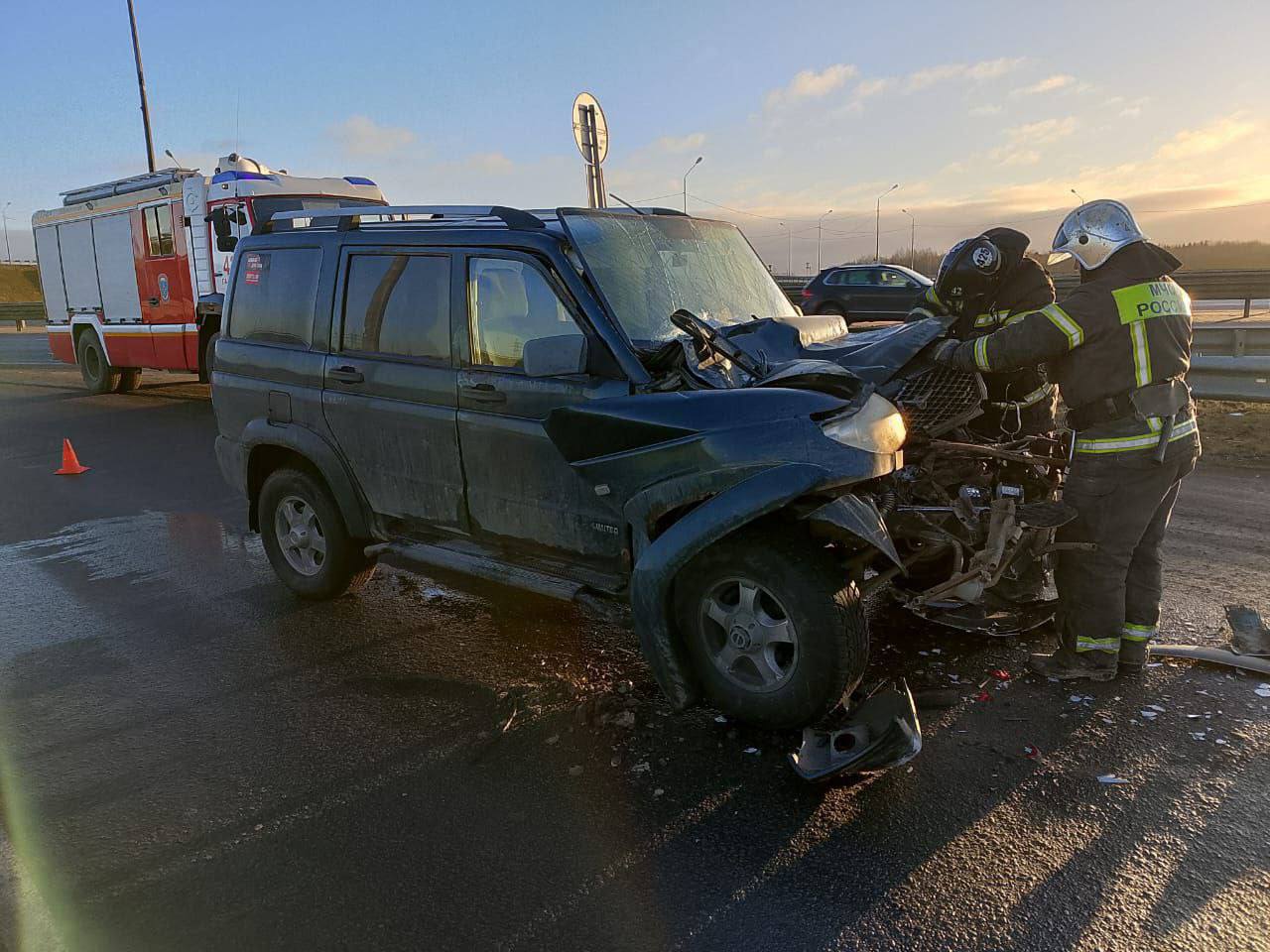 За прошедшие сутки подразделения территориального пожарно-спасательного гарнизона Ленинградской области реагировали на 18 оперативных событий: