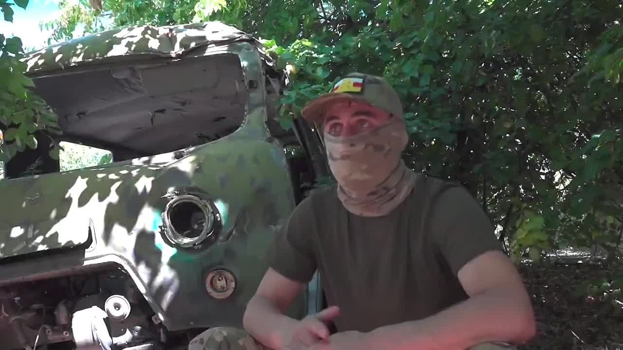 В Доме дружбы Ленобласти представили документальный фильм Ольги Калединой «Встреча героев СВО»