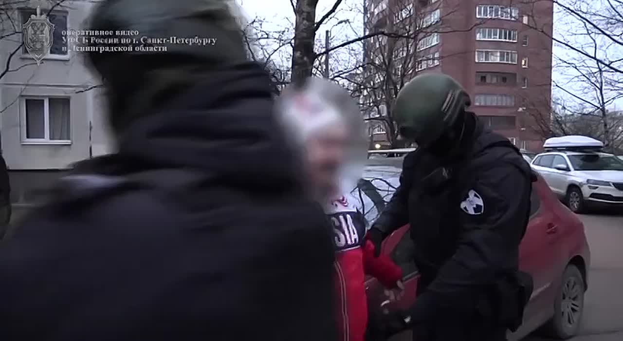 В Санкт-Петербурге оперативниками ФСБ и МВД задержан подозреваемый в экспорте продукции военного назначения