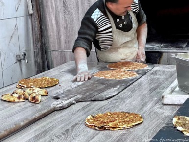 Лахмаджун: кулинарный феномен Турции, завоевывающий сердца гурманов