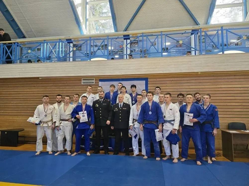Команда петербургских полицейских заняла призовое место в соревнованиях Спартакиады по дзюдо Общества «Динамо» Команда петербургских полицейских заняла призовое место в соревнованиях Спартакиады по дзюдо Общества «Динамо»