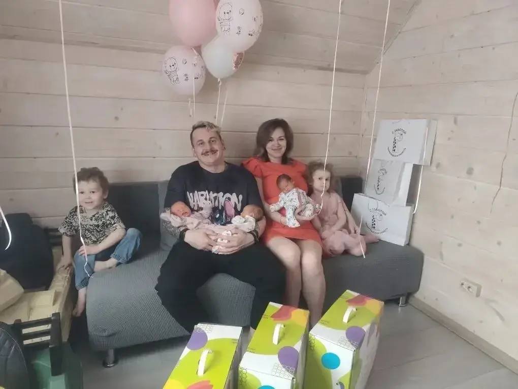 Дороги Ленобласти: впервые положительных оценок больше, чем отрицательных В 2025 году в Ленинградской области впервые количество жителей, положительно оценивших работу дорожной и транспортной отрасли, превысило число... Дороги Ленобласти: впервые положительных оценок больше, чем отрицательных В 2025 году в Ленинградской области впервые количество жителей, положительно оценивших работу дорожной и транспортной отрасли, превысило число...