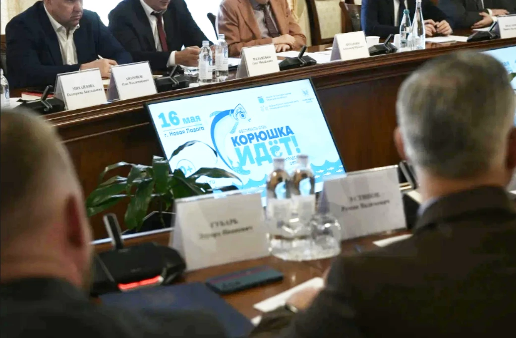 Александр Дрозденко: Шаверма с хрустящей корюшкой, сочный бургер с судаком и бокал ледяного ленинградского сидра — это только первый аккорд Александр Дрозденко: Шаверма с хрустящей корюшкой, сочный бургер с судаком и бокал ледяного ленинградского сидра — это только первый аккорд