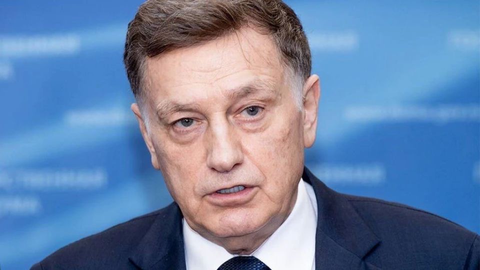 Первый замруководителя фракции ЕР в Госдуме Вячеслав Макаров, избранный по партсписку от Санкт-Петербурга, заявился на праймериз по списку в Чувашии
