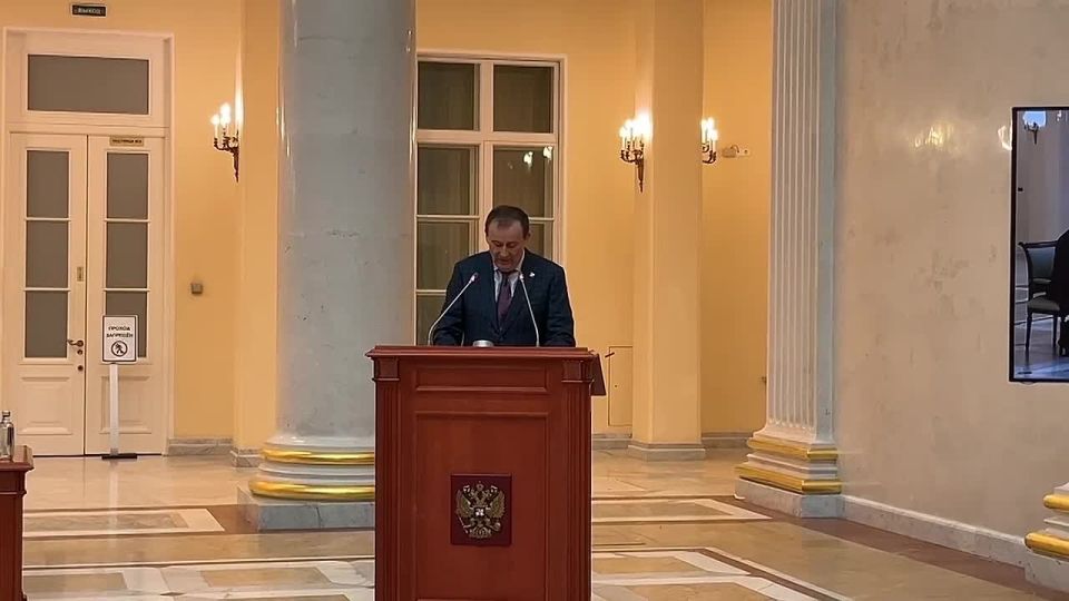 ��������� ���������: ������ � ������������� ���������� ����� �.�. ������� IV ����������� ������������� ������� � �������-������������ �������� ������, ���� ����� ���� � ��������� � ��������� �� ����� ������
