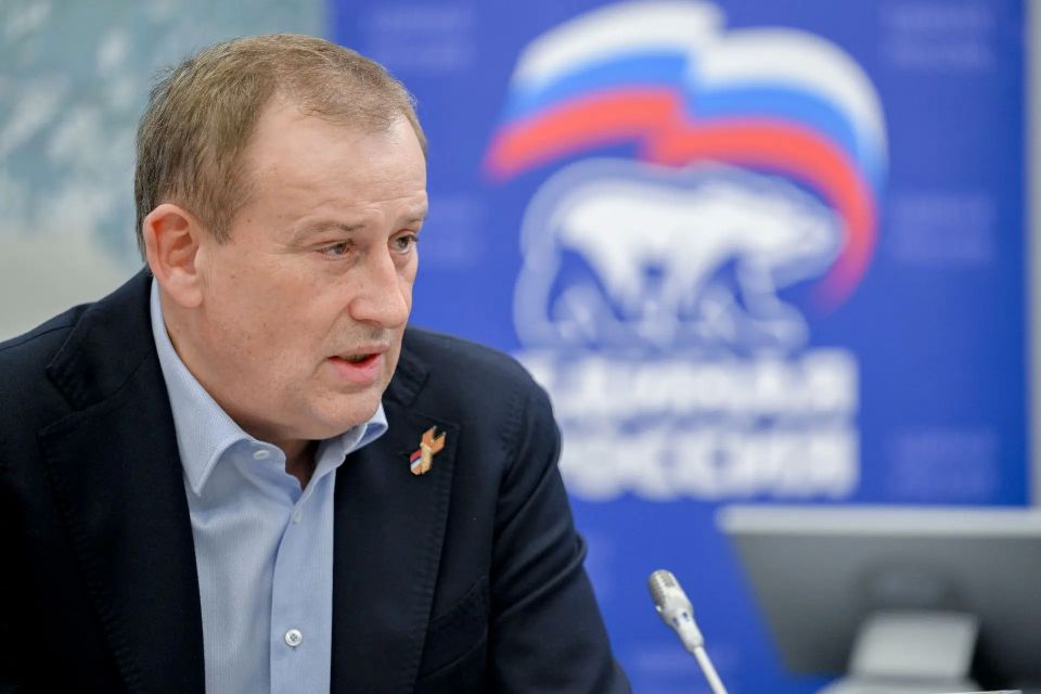 Александр Дрозденко: Ленинградская область всегда отличалась сплочённостью, умением работать на результат Александр Дрозденко: Ленинградская область всегда отличалась сплочённостью, умением работать на результат