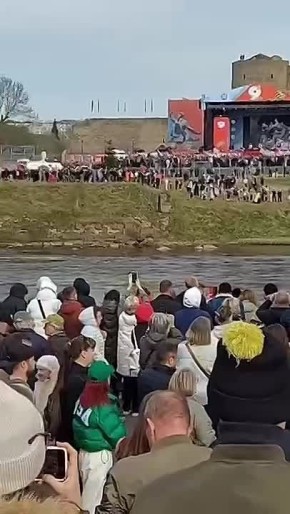 ������ �������� ��������� ���������� �� �������� ������ � ����������