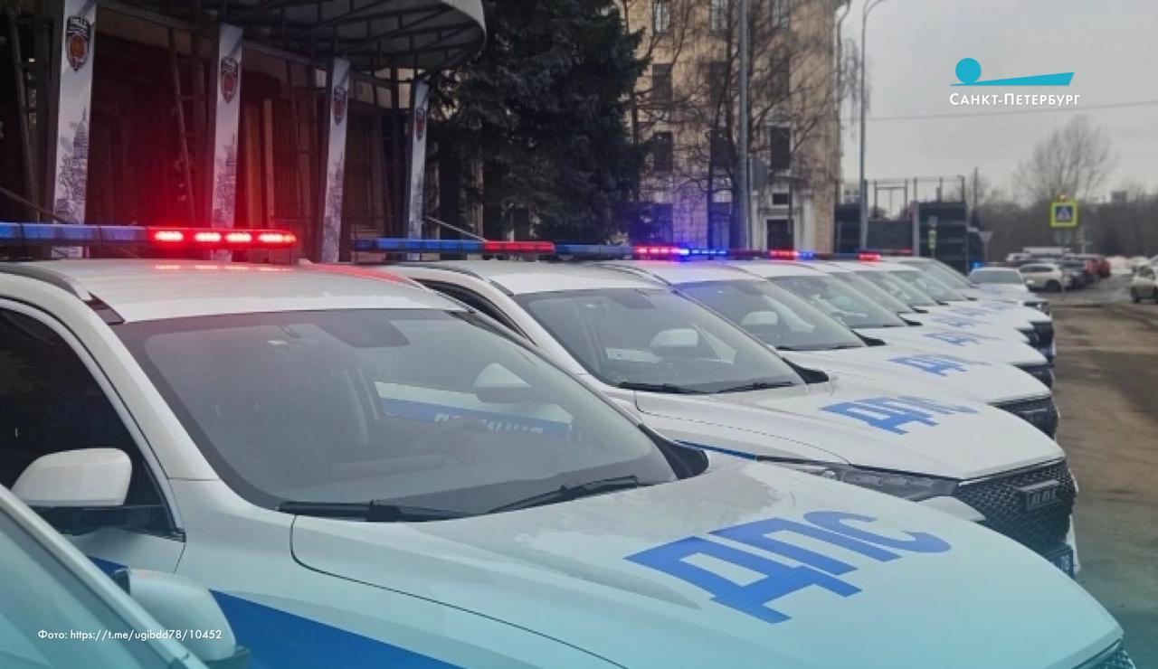 За праздничные выходные в Петербурге и Ленобласти случилось больше тысячи ДТП