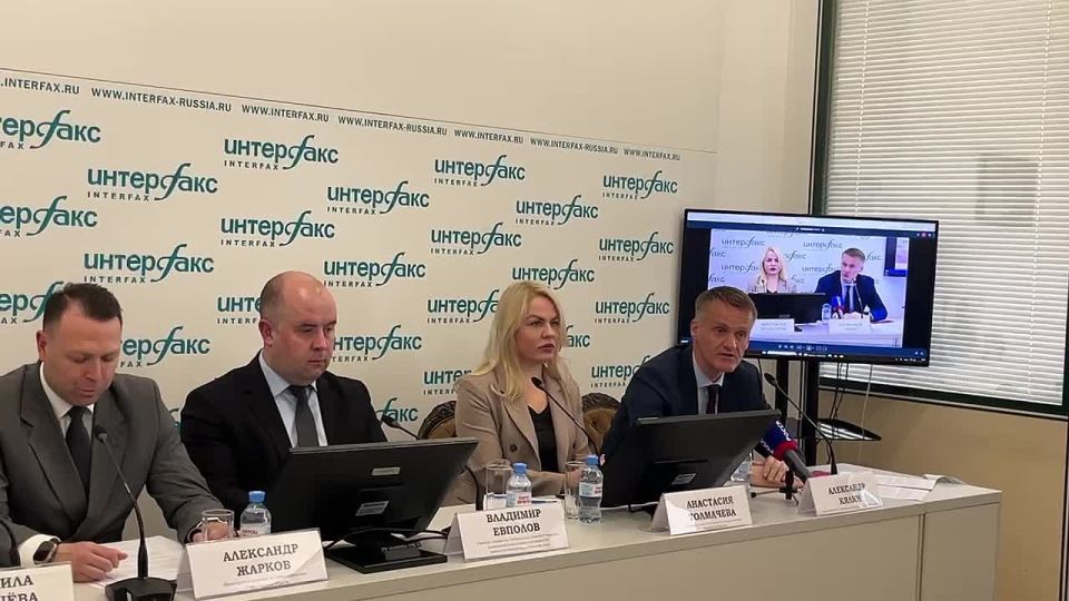 С начала года диспансерное наблюдение прошли более 4000 ветеранов Великой Отечественной войны, почти половина из них — на дому, — об этом сообщил Александр Кялин, вице-губернатор по социальным вопросам на пресс-конференции...