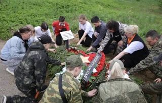 Останки четырех красноармейцев предали земле в Выборгском районе Останки четырех красноармейцев предали земле в Выборгском районе