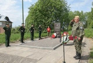 Останки четырех красноармейцев предали земле в Выборгском районе Останки четырех красноармейцев предали земле в Выборгском районе