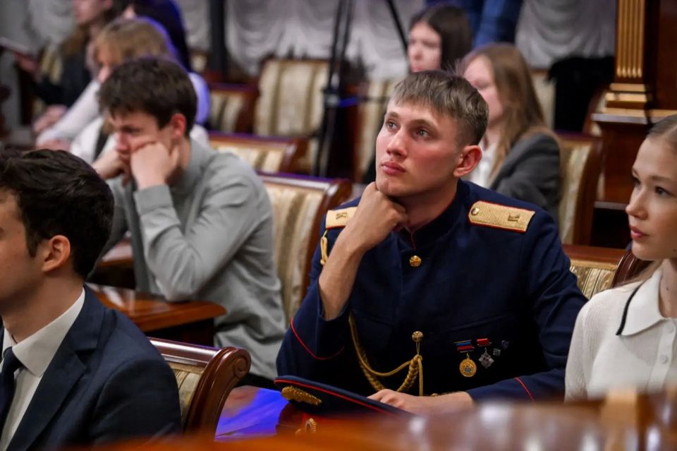 Физкультура и спорт — это не только медали, характер, дисциплина, но и определение жизненного пути Физкультура и спорт — это не только медали, характер, дисциплина, но и определение жизненного пути