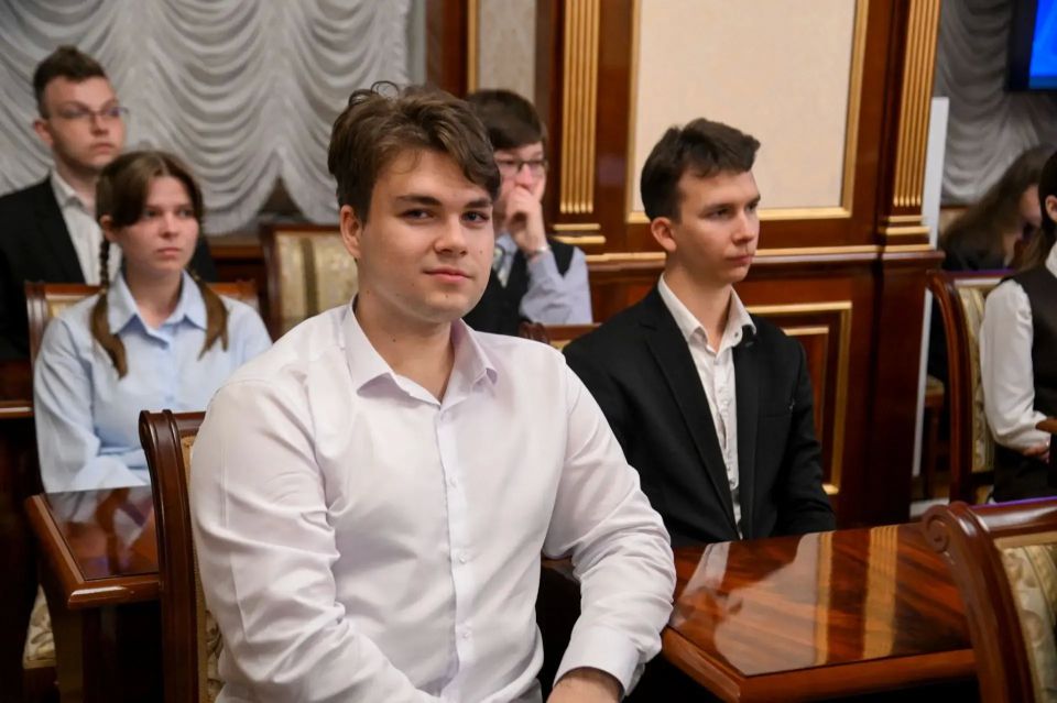Физкультура и спорт — это не только медали, характер, дисциплина, но и определение жизненного пути Физкультура и спорт — это не только медали, характер, дисциплина, но и определение жизненного пути