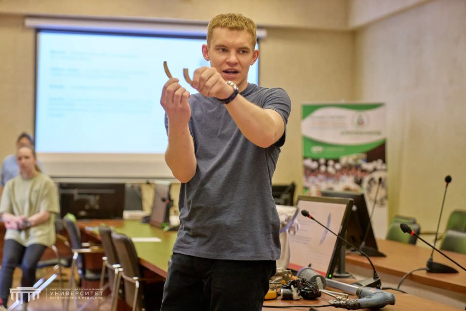 Один шаг к аграрной профессии: как #АгроКадры меняют будущее села Один шаг к аграрной профессии: как #АгроКадры меняют будущее села