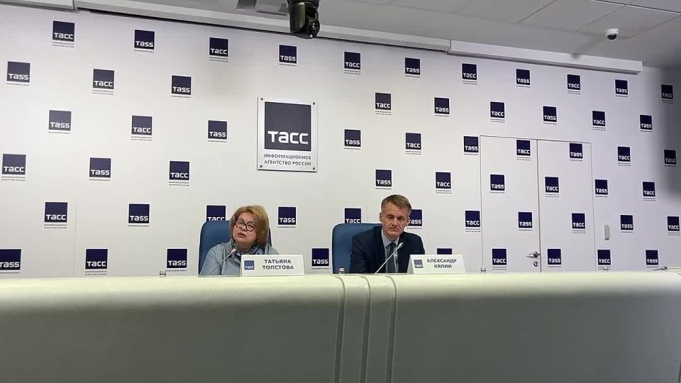 Число детей-сирот в регионе уменьшается