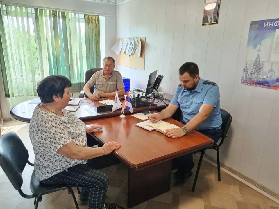 И.о. Волховского городского прокурора провёл приём граждан в Потанинском и Свирицком сельских поселениях