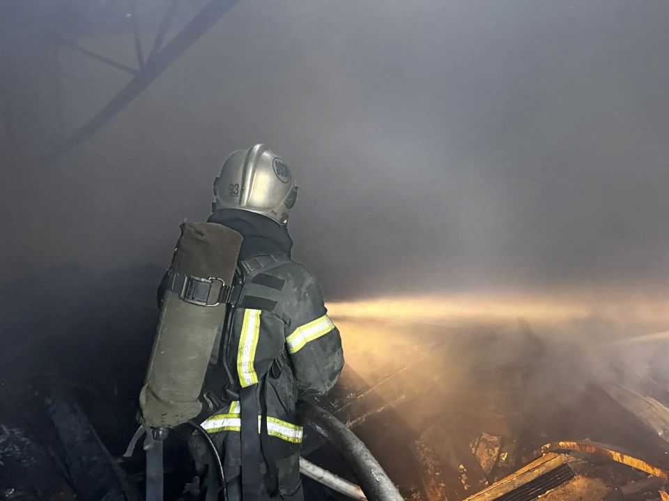 За прошедшие сутки подразделения территориального пожарно-спасательного гарнизона Ленинградской области реагировали на 15 оперативных событий: За прошедшие сутки подразделения территориального пожарно-спасательного гарнизона Ленинградской области реагировали на 15 оперативных событий: