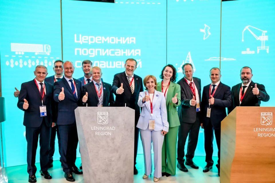 Александр Дрозденко: Каждая минута на ПМЭФ приносит нам новые инвестиции и проекты Александр Дрозденко: Каждая минута на ПМЭФ приносит нам новые инвестиции и проекты