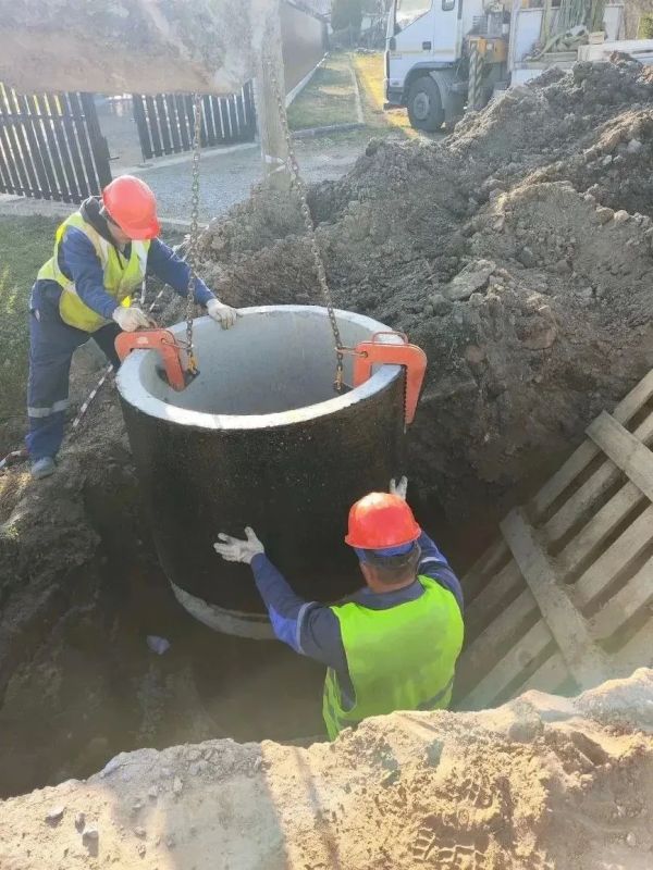 3 километра водопроводных сетей заменили по нацпроекту в деревнях Вындин Остров и Плотичное в Волховском районе Ленобласти 3 километра водопроводных сетей заменили по нацпроекту в деревнях Вындин Остров и Плотичное в Волховском районе Ленобласти