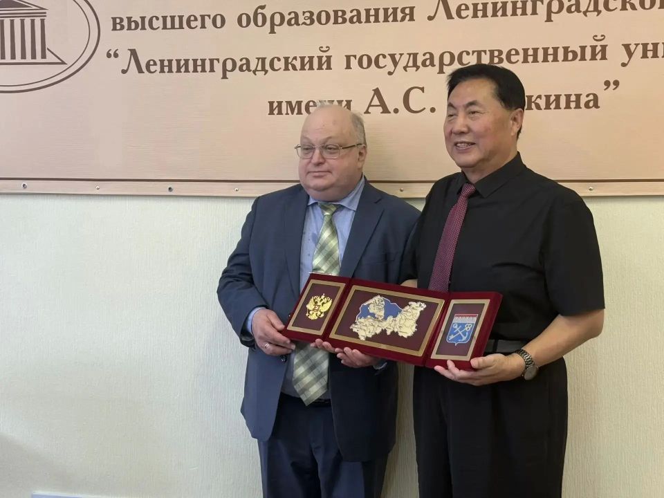 В Ленобласти расширят образовательное сотрудничество с Китаем: В Ленобласти расширят образовательное сотрудничество с Китаем: