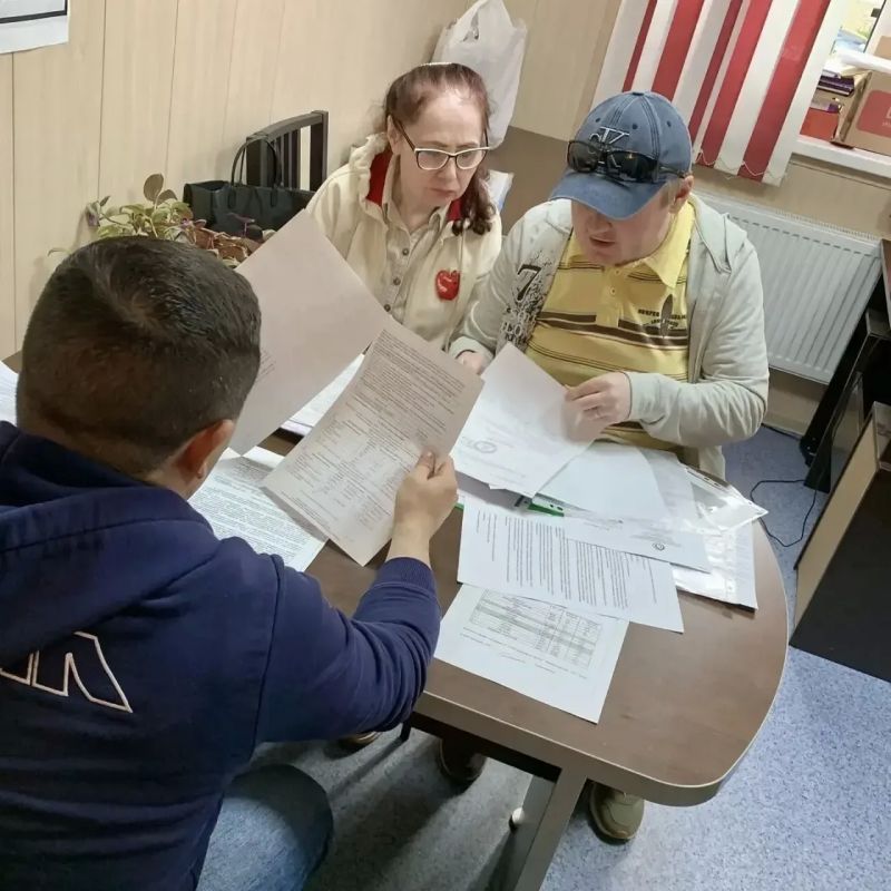 По итогам проведенных приемов граждан председатель комитета Вячеслав Плешаков провел выездные осмотры многоквартирных домов в Гатчинском муниципальном округе По итогам проведенных приемов граждан председатель комитета Вячеслав Плешаков провел выездные осмотры многоквартирных домов в Гатчинском муниципальном округе