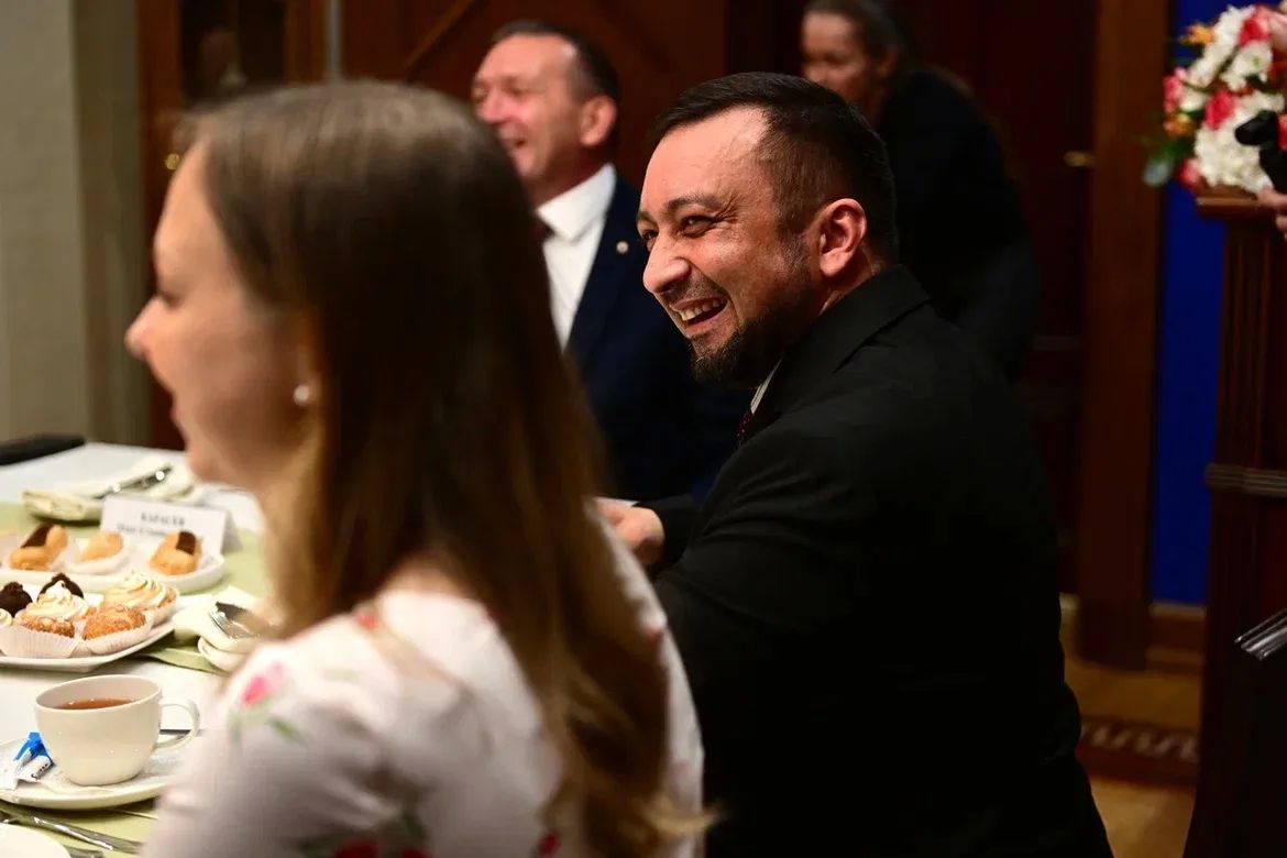 Александр Дрозденко: Ленинградская медицина — она без границ Александр Дрозденко: Ленинградская медицина — она без границ