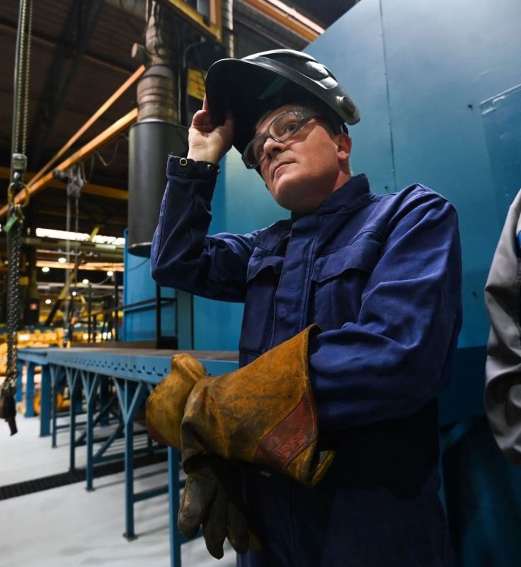 Александр Дрозденко: Росстат впервые начал считать индексы производительности труда по субъектам, результат опубликованы на официальном сайте Александр Дрозденко: Росстат впервые начал считать индексы производительности труда по субъектам, результат опубликованы на официальном сайте