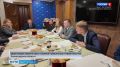Александр Дрозденко встретился с врачами гуманитарного десанта