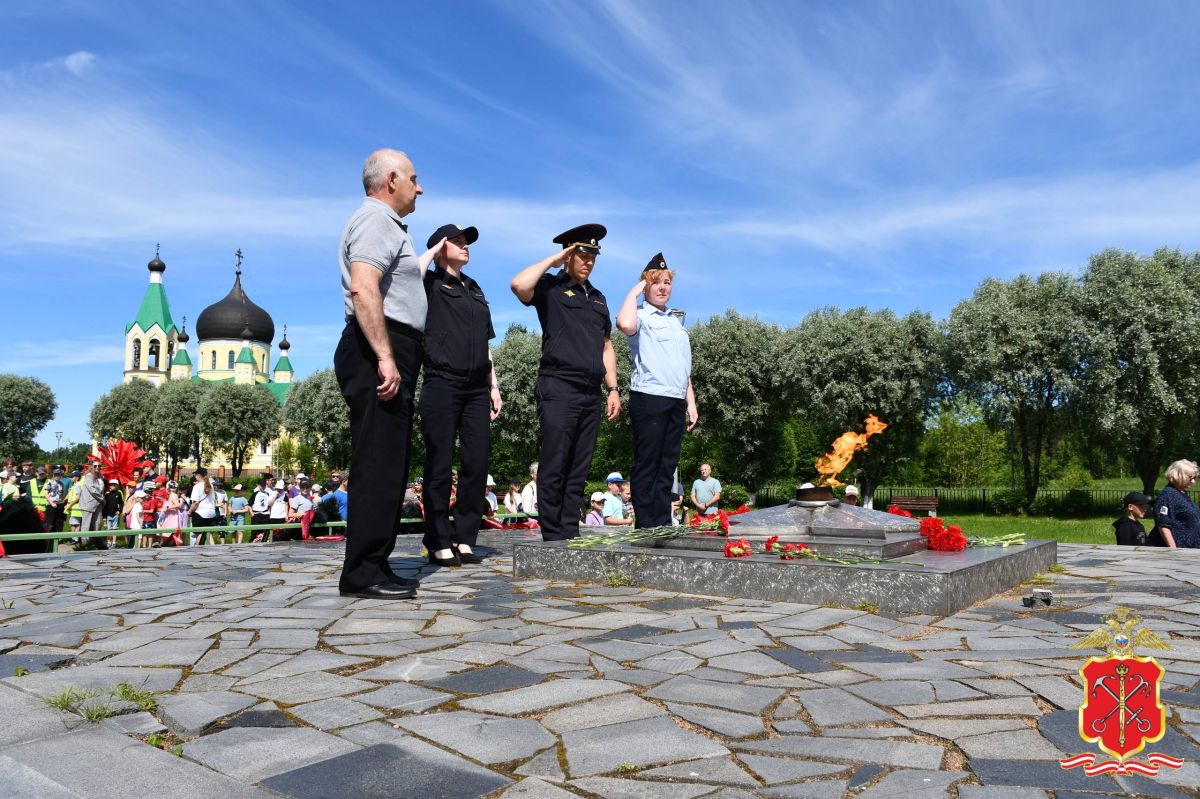 Полиция Санкт-Петербурга и Ленинградской области присоединяется к мероприятиям ко Дню памяти и скорби Полиция Санкт-Петербурга и Ленинградской области присоединяется к мероприятиям ко Дню памяти и скорби