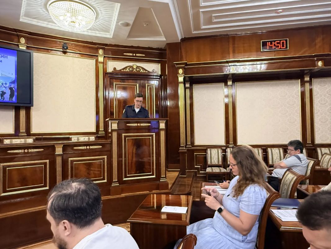 На Штабе народных дружин Ленинградской области подвели итоги конкурсов «Лучшая народная дружина» и «Лучший народный дружинник» На Штабе народных дружин Ленинградской области подвели итоги конкурсов «Лучшая народная дружина» и «Лучший народный дружинник»