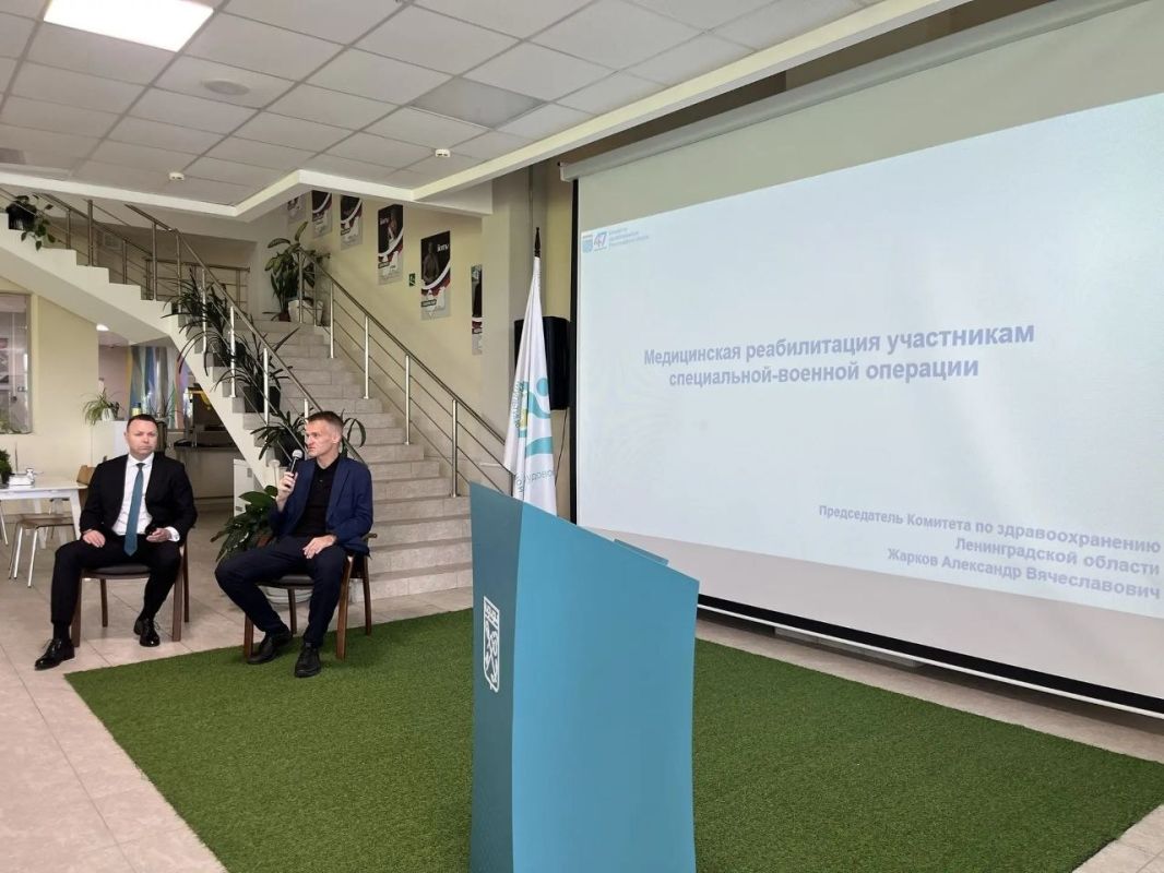 Участники программы «Время героев» в рамках стажировки в Ленинградской области познакомились с инфраструктурой Мультицентра социальной и трудовой интеграции: посетили учебно-производственное отделение, производственный центр... Участники программы «Время героев» в рамках стажировки в Ленинградской области познакомились с инфраструктурой Мультицентра социальной и трудовой интеграции: посетили учебно-производственное отделение, производственный центр...