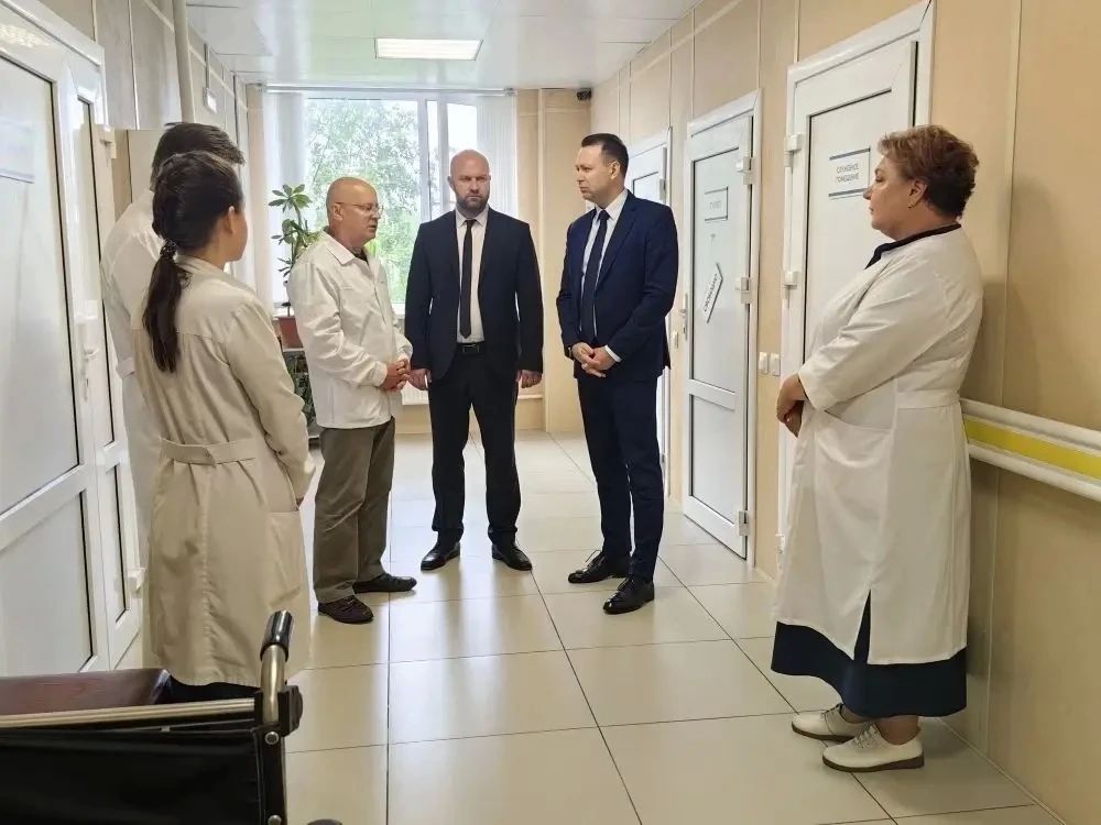 Завершен ремонт кардиологического отделения и продолжается физиотерапевтического: Тосненская больница проходит этап реновации Завершен ремонт кардиологического отделения и продолжается физиотерапевтического: Тосненская больница проходит этап реновации
