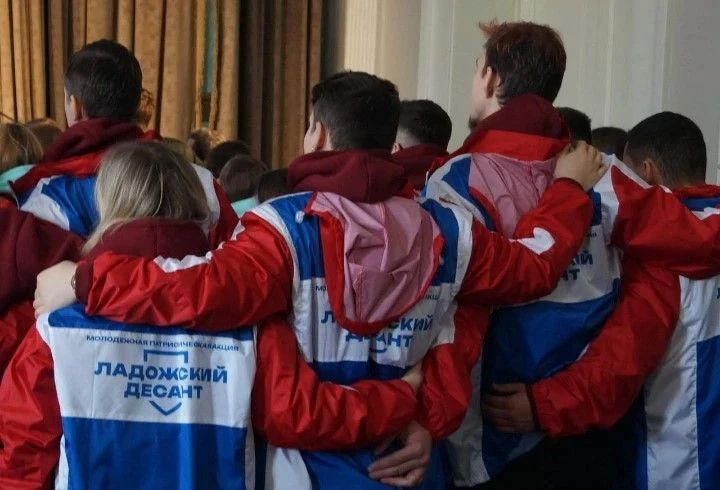 Александр Дрозденко: Добрые дела не требуют громких слов, но им точно нужна поддержка Александр Дрозденко: Добрые дела не требуют громких слов, но им точно нужна поддержка