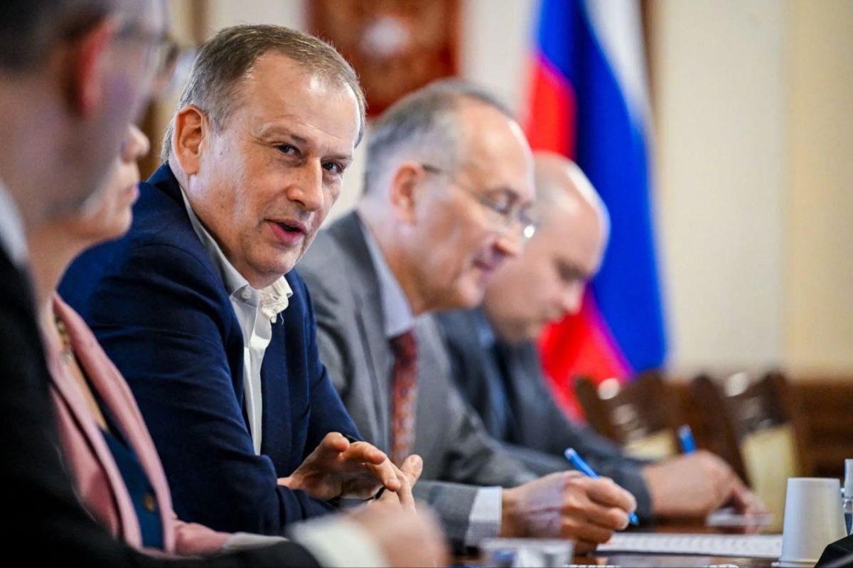 Александр Дрозденко: Встретился с коллегой из Африки — губернатором штата Нигер Мохаммедом Умару Баго и большой делегацией Нигерии Александр Дрозденко: Встретился с коллегой из Африки — губернатором штата Нигер Мохаммедом Умару Баго и большой делегацией Нигерии