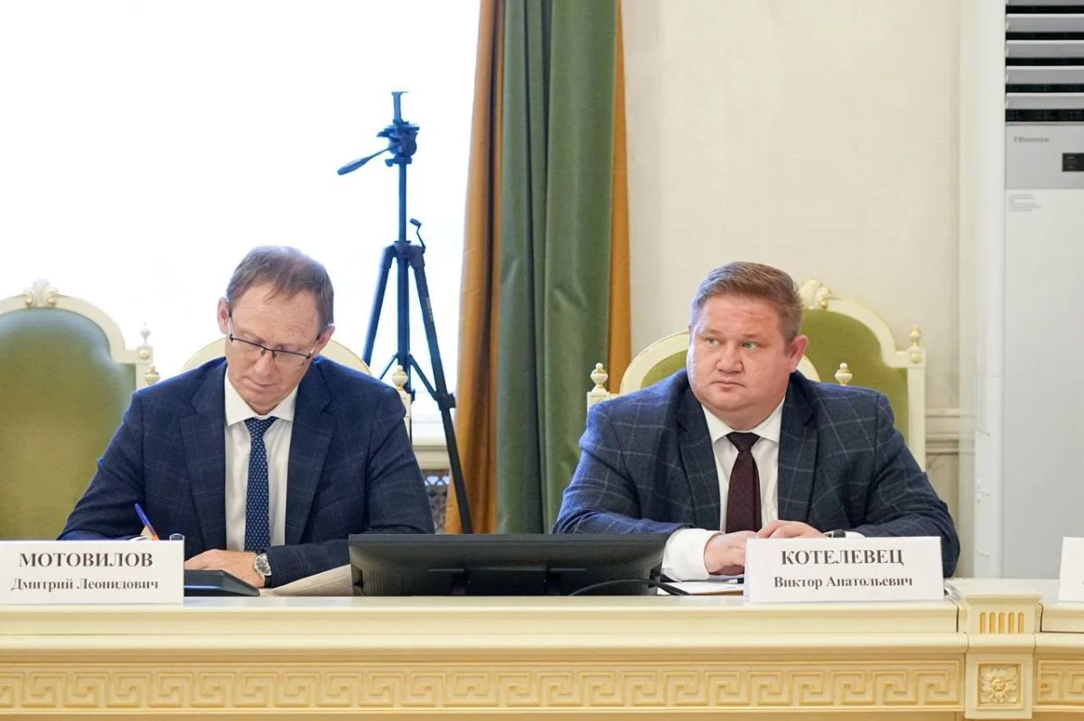 Петербург и Ленинградская область намерены сверять часы при решении вопроса о розничной продаже вейпов Петербург и Ленинградская область намерены сверять часы при решении вопроса о розничной продаже вейпов