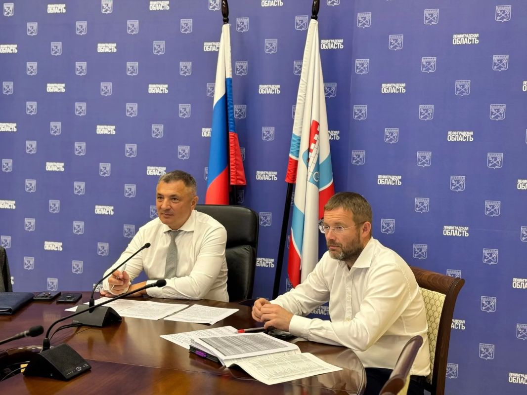 На совещании в Минсельхозе России по обеспечению предприятий сельского хозяйства топливом вице-губернатор Олег Малащенко подтвердил: все организационные этапы со стороны региона выполнены На совещании в Минсельхозе России по обеспечению предприятий сельского хозяйства топливом вице-губернатор Олег Малащенко подтвердил: все организационные этапы со стороны региона выполнены