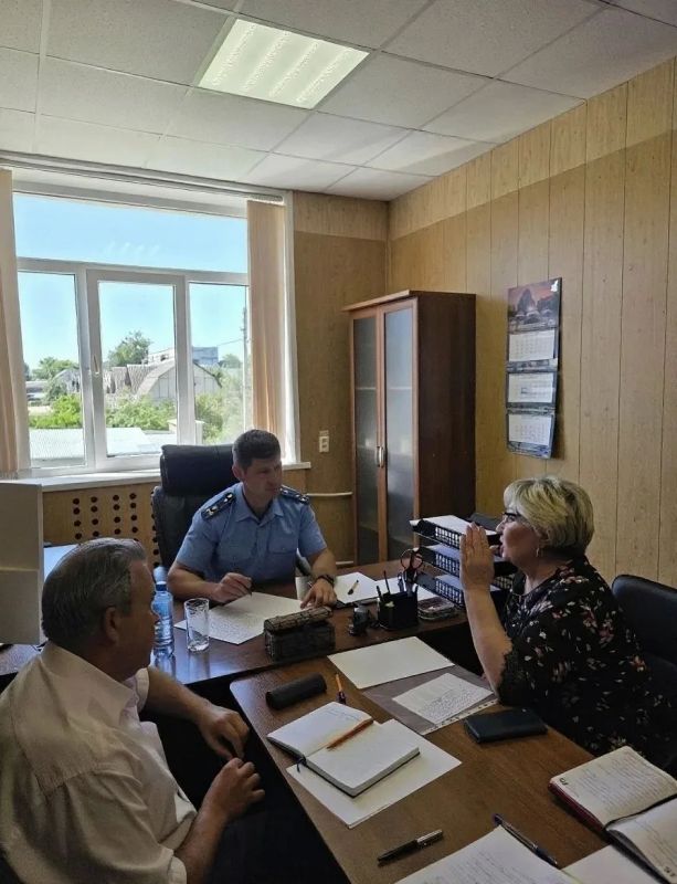 Прокурор Ломоносовского района провел прием граждан в Лаголовском сельском поселении Прокурор Ломоносовского района провел прием граждан в Лаголовском сельском поселении