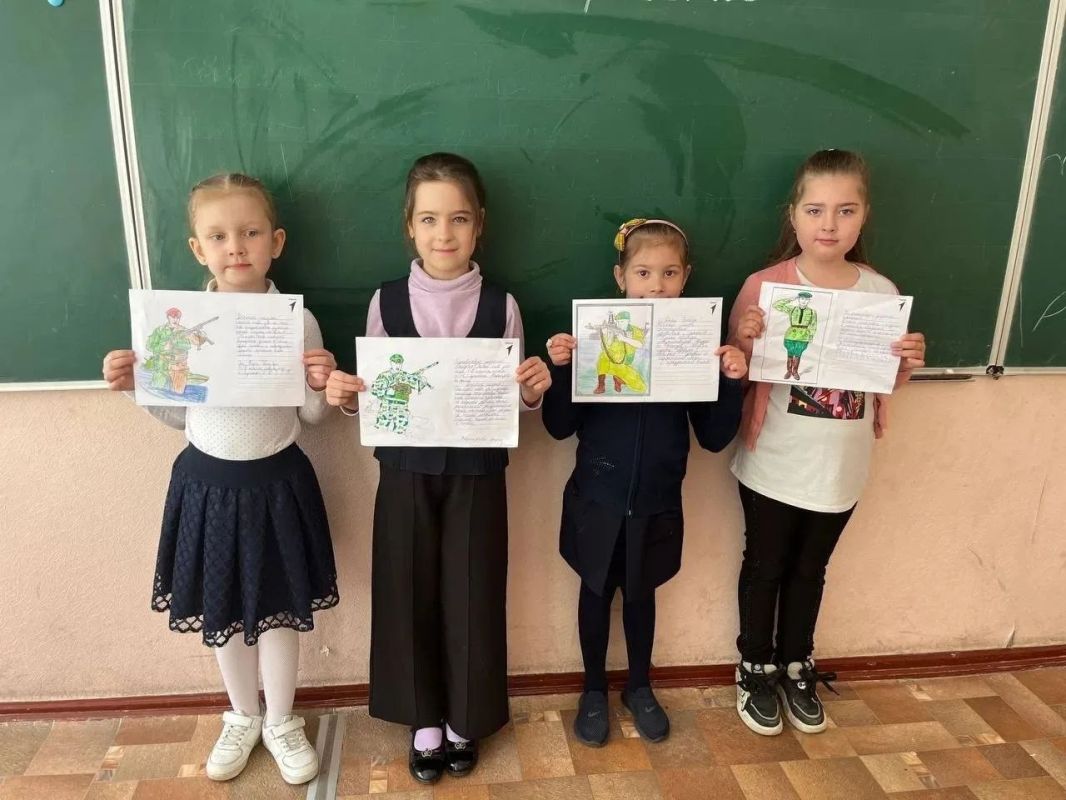 В Лужском гарнизоне прошла акция «Для СВОих с любовью»