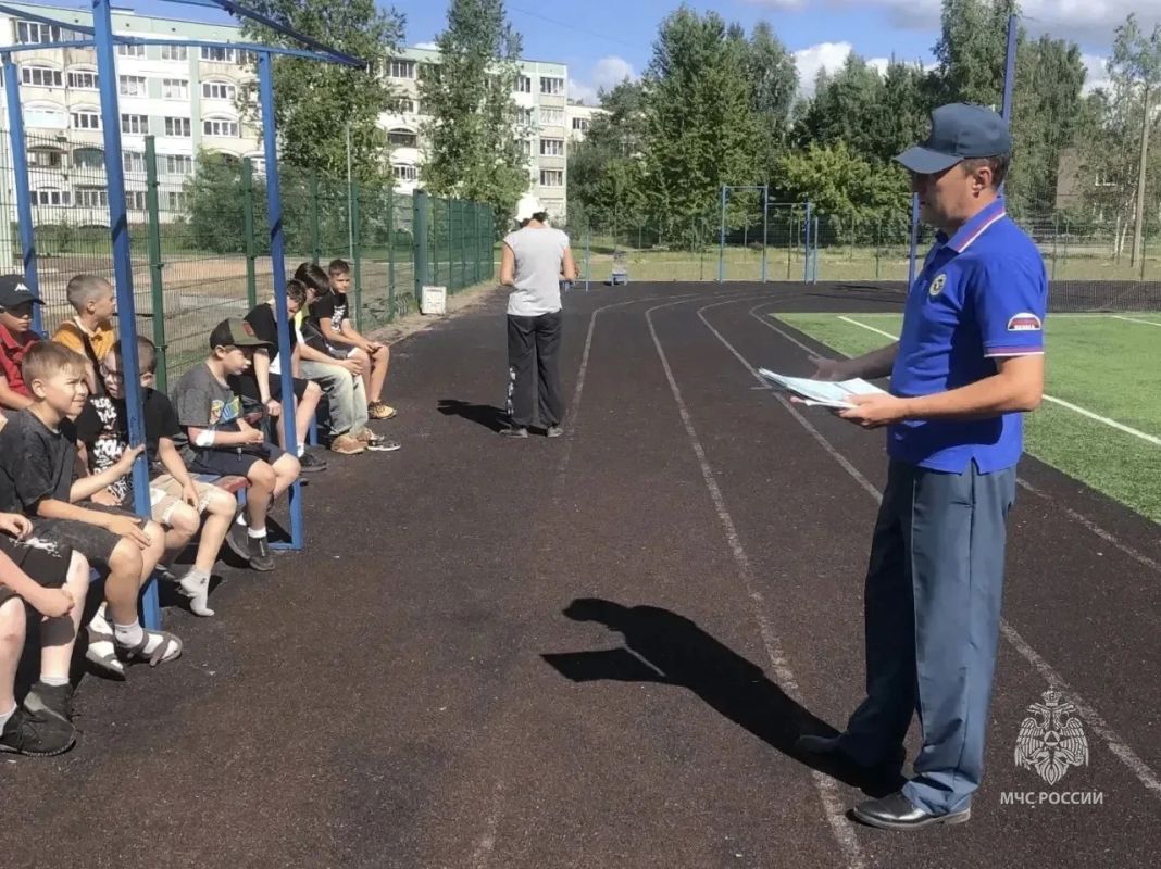 Профилактические мероприятия в летних лагерях школ Лужского района Профилактические мероприятия в летних лагерях школ Лужского района