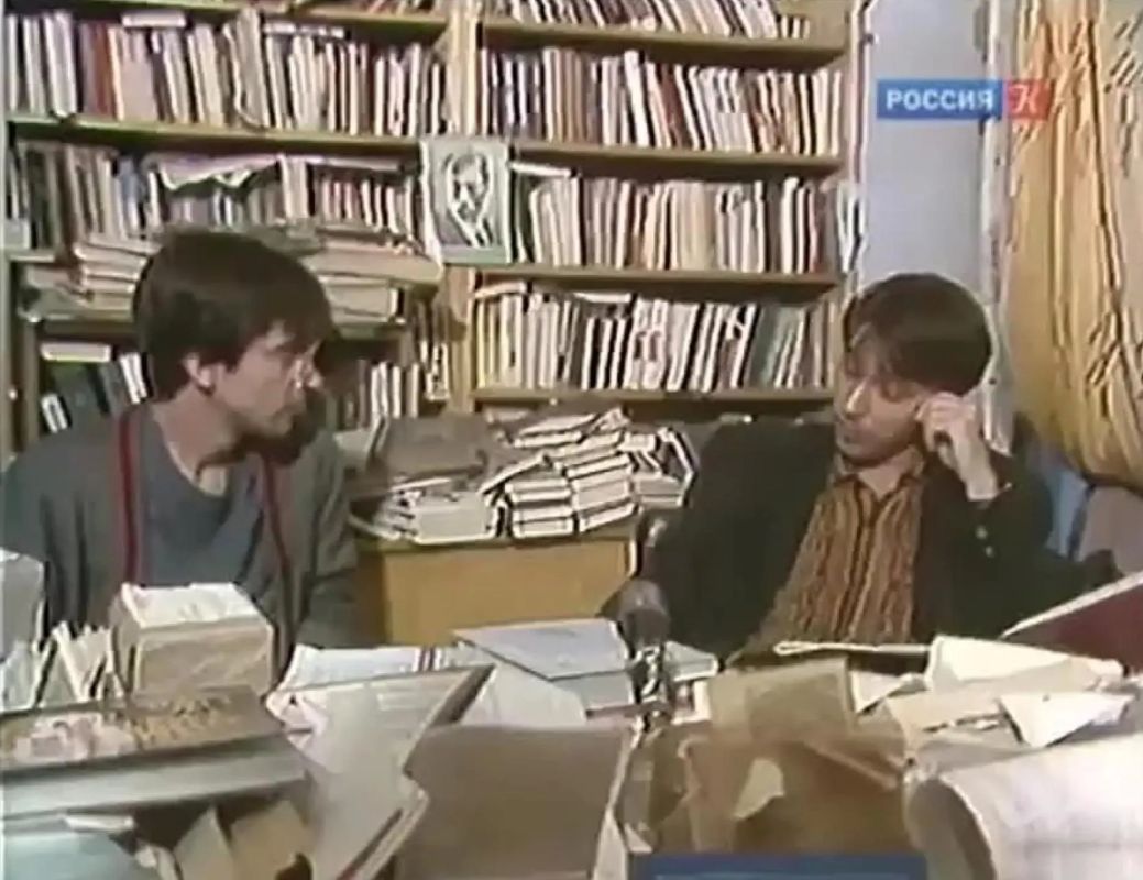 В возрасте 67 лет умер журналист и телеведущий Сергей Шолохов, прославившийся благодаря сатирической теории, что «Ленин — гриб» В возрасте 67 лет умер журналист и телеведущий Сергей Шолохов, прославившийся благодаря сатирической теории, что «Ленин — гриб»