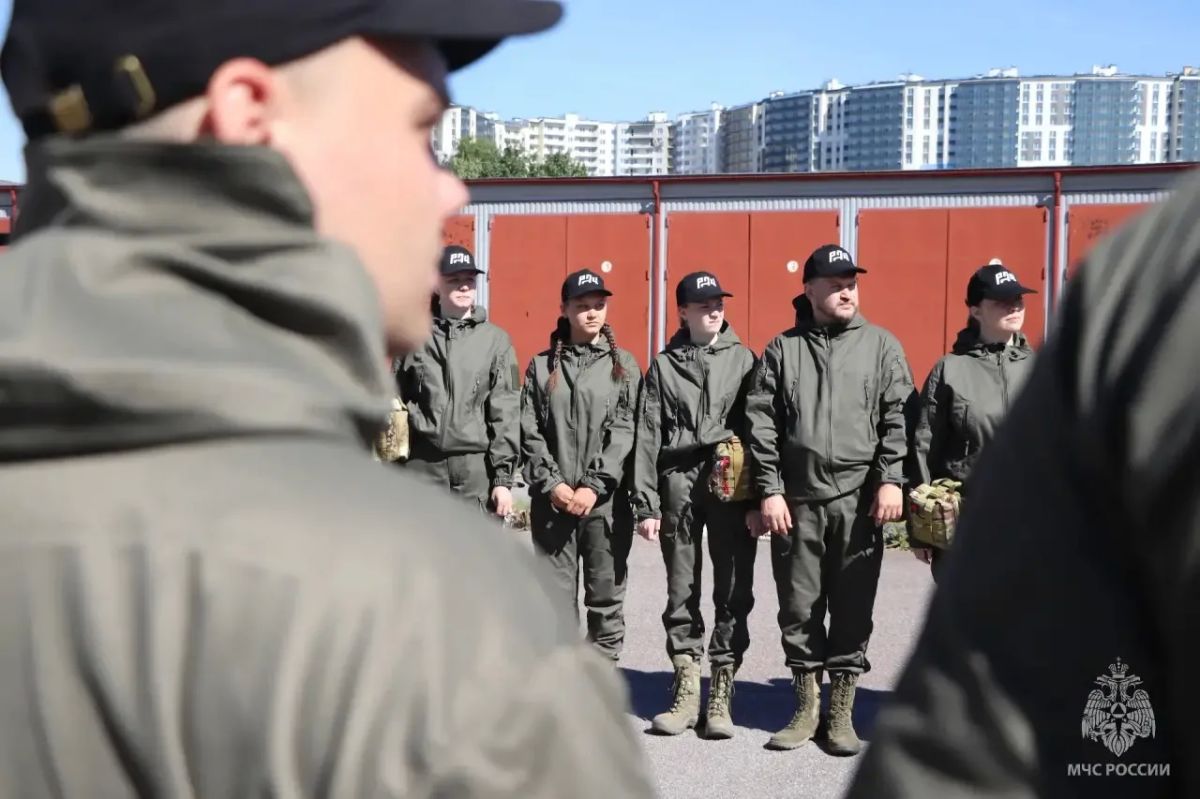 30 человек. 3 дня. Один полигон 30 человек. 3 дня. Один полигон